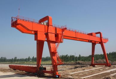 Автоматичен железопътен кран с 80 тонна греда 10T