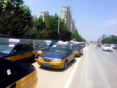 Любовта помага да изпробваме, че сме в действие.jpg Love helps test we are in action.jpg